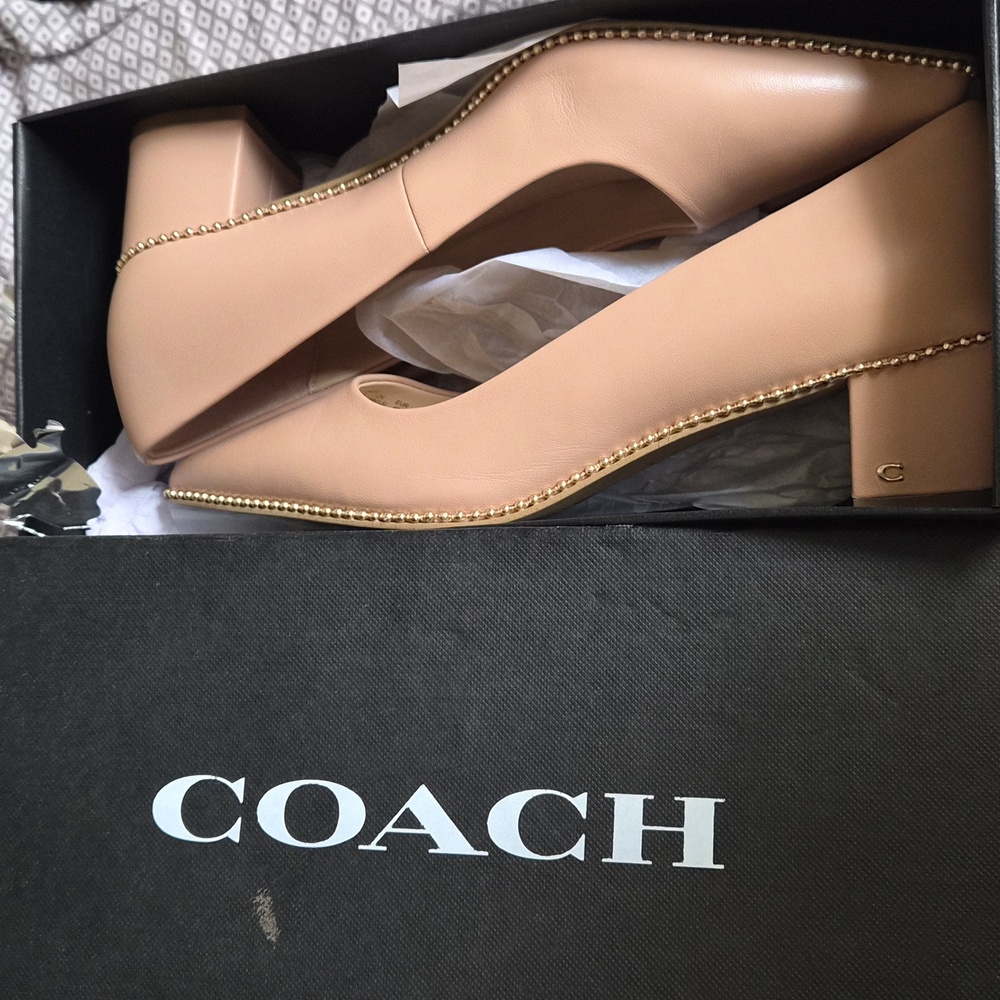 Coach Women's‎ Beige Leather Willa Block Heel Pumps Size 9.5 Beechwood - Picture 5 of 6